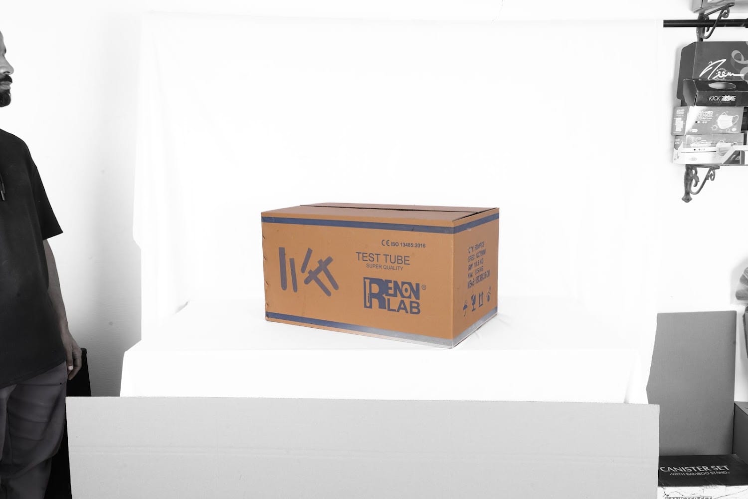 Corrugated e-commerce shipping box made in Giza, Egypt — production sample